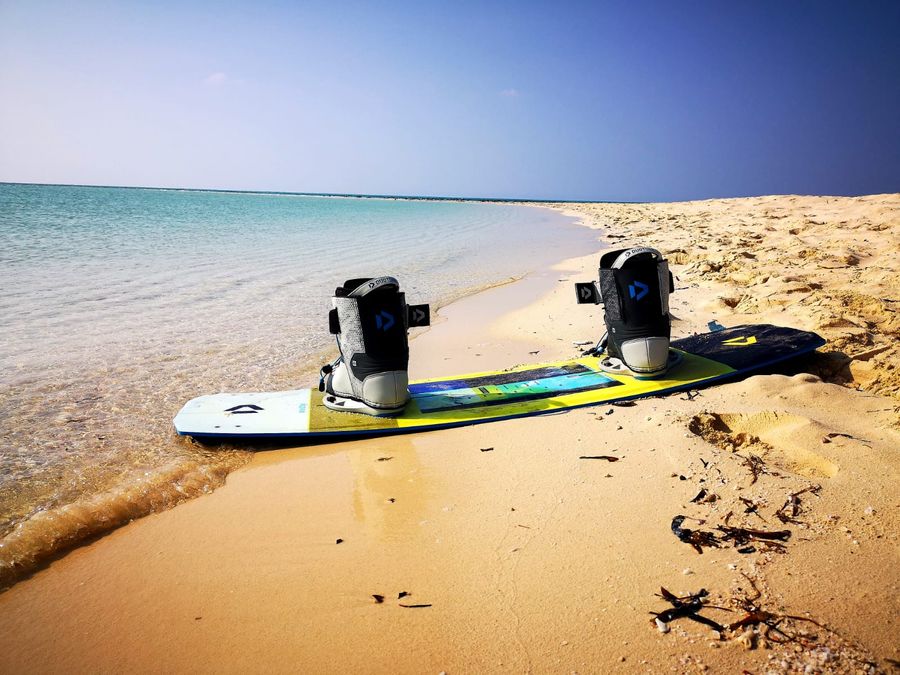 Kitebrett am Strand in El-Gouna in Ägypten